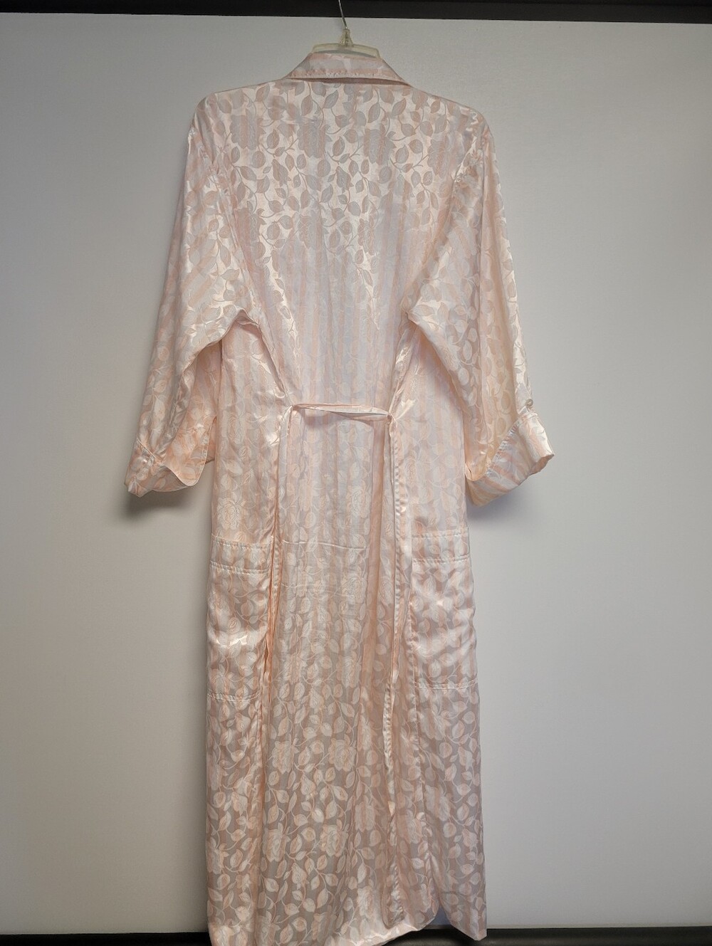 Vintage Christian Dior Pink Satin Jacquard Lounge Robe Housecoat Size L - Picture 13 of 13